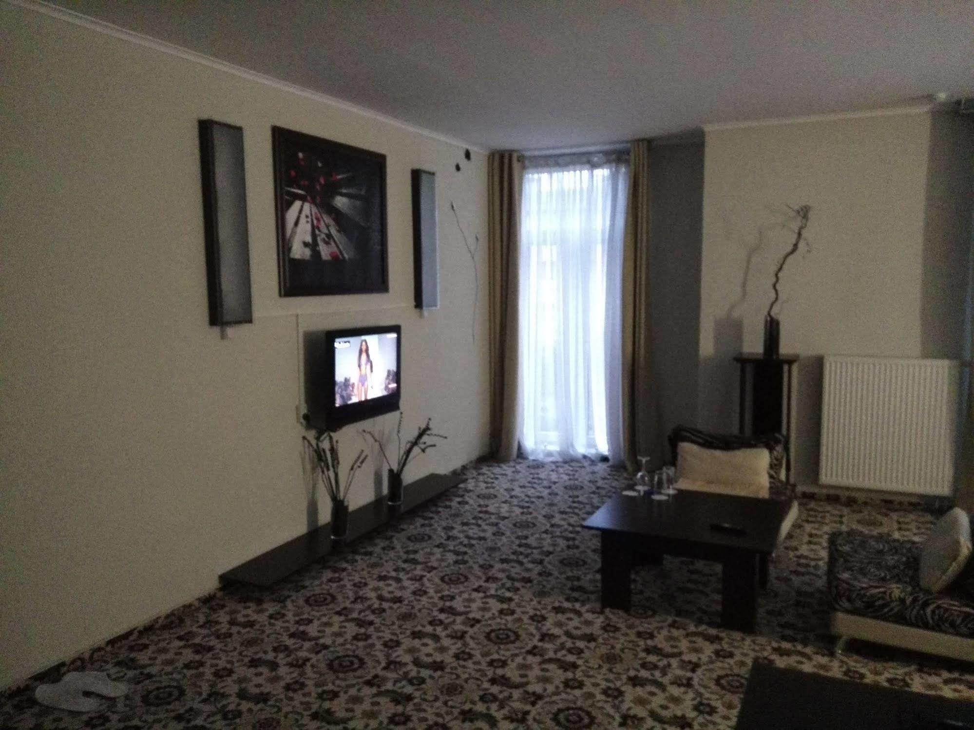 Apartamenty Na Borodinskoi Kaliningrad Exterior photo